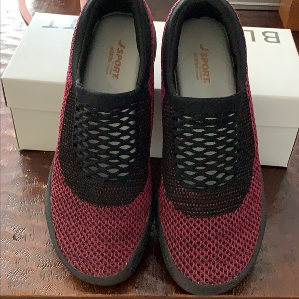 Jsport memory foam women slip-on shoes - Size 8